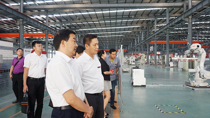 升華電梯集團擬斥資6億在陜西省寧陜縣建設生產(chǎn)基地(圖3) 升華電梯集團擬斥資6億在陜西省寧陜縣建設生產(chǎn)基地(圖3)