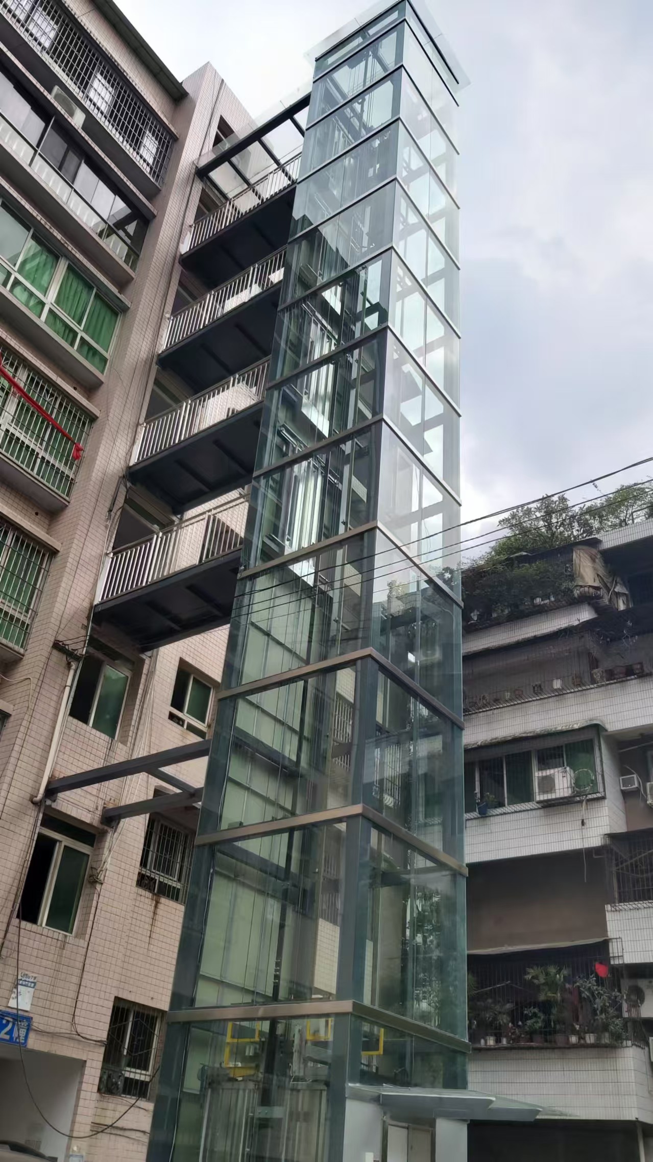 冬日里的溫暖——升華更新改造、加裝電梯經典案例(圖7) 冬日里的溫暖——升華更新改造、加裝電梯經典案例(圖8)